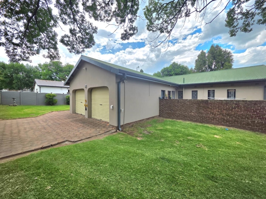 3 Bedroom Property for Sale in Eureka Free State